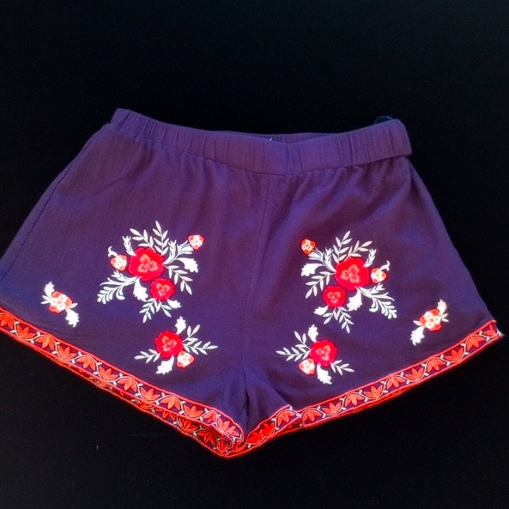 Honey Belle Junior's Embroidered Boho Shorts Size:S Color:Navy, Red, Orange
